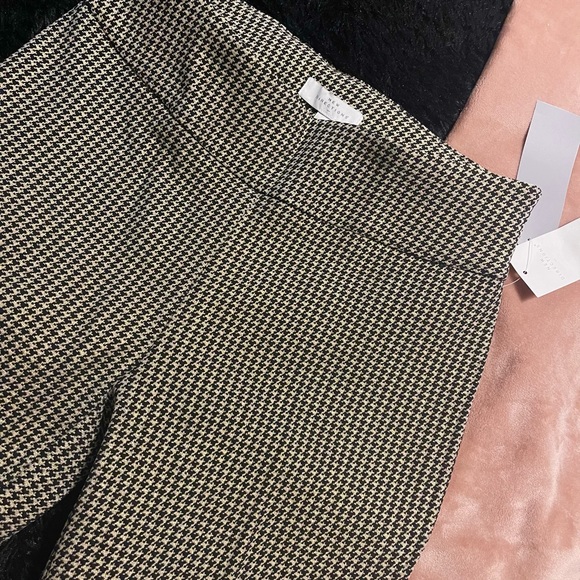 New Directions Women's Houndstooth Pants with Gold Accents - Picture 4 of 4